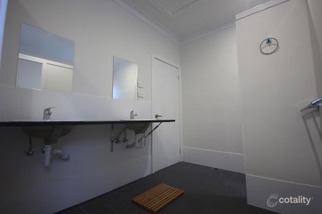 Property photo of 32 Gosford Road Broadmeadow NSW 2292