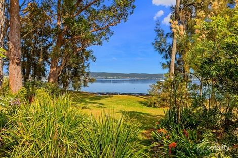 Property photo of 29 Edgewater Avenue Green Point NSW 2251