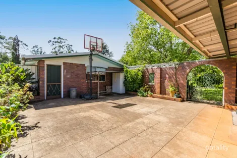 Property photo of 8 Kuhls Road Highfields QLD 4352