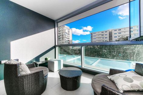 30208/2 Harbour Rd, Hamilton, QLD 4007