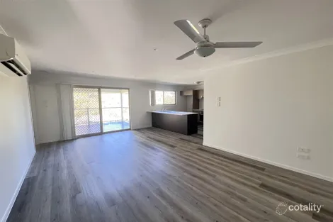 Property photo of 10 Groeschel Court Goodna QLD 4300