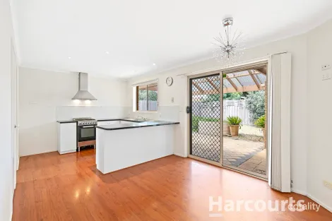 Property photo of 2/458 Centre Road Berwick VIC 3806