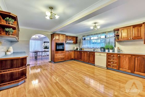 Property photo of 135 Meadowlands Road Carindale QLD 4152