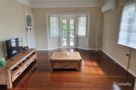 Property photo of 27 Thurecht Parade Scarborough QLD 4020