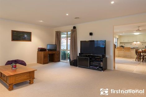 Property photo of 24 Dahlen Place Berwick VIC 3806