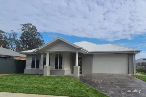 11 Kings Cct, Moama, NSW 2731