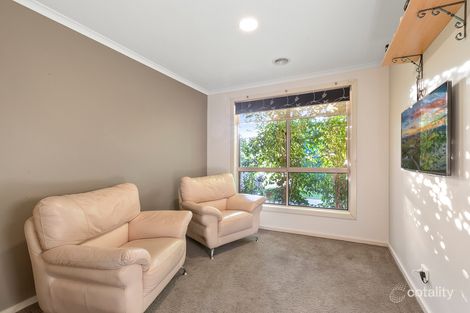 Property photo of 15 Dundee Way Sydenham VIC 3037