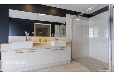 Property photo of 54 Habitat Drive Wakerley QLD 4154