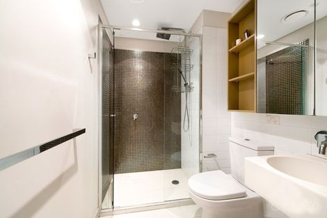 Property photo of 2001/33 Mackenzie Street Melbourne VIC 3000