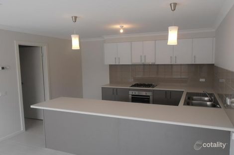 Property photo of 1/50 Triumph Way Skye VIC 3977