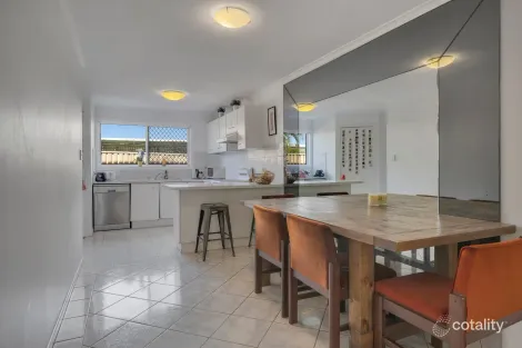 Property photo of 2/105 Lowanna Drive Buddina QLD 4575