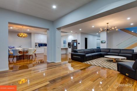 Property photo of 23 Almondsbury Avenue Berwick VIC 3806