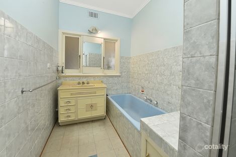 Property photo of 18 Hosken Street Reservoir VIC 3073