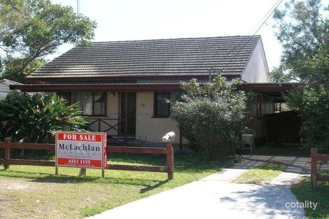 Property photo of 16 Yeddenba Avenue Blue Bay NSW 2261