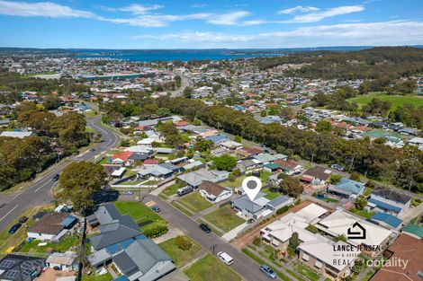 Property photo of 8 Leicester Avenue Belmont North NSW 2280