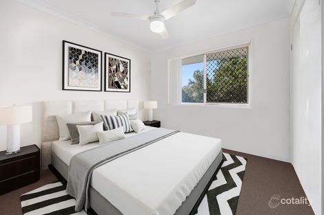 Property photo of 40 Aldgate Crescent Pacific Pines QLD 4211