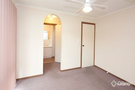 Property photo of 15 Rosalie Court Wantirna South VIC 3152