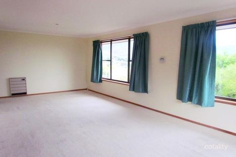 Property photo of 2/19 Susan Parade Lenah Valley TAS 7008