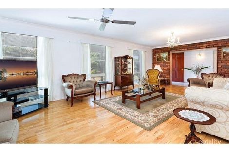 Property photo of 3 McIlwain Drive Mermaid Waters QLD 4218