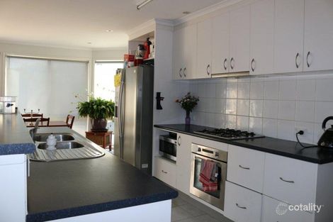 Property photo of 18 Walnut Court Shepparton VIC 3630