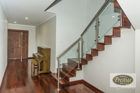 Property photo of 6 Elaray Way Lange WA 6330