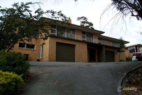 110 Derwent Ave, Lindisfarne, TAS 7015