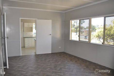 Property photo of 33 Wallen Street Miles QLD 4415