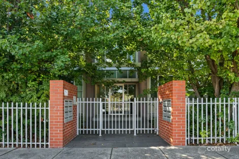 Property photo of 5/8 St James Avenue Springvale VIC 3171