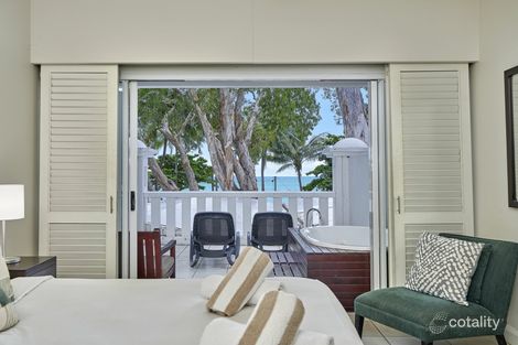 Property photo of 123 Williams Esplanade Palm Cove QLD 4879