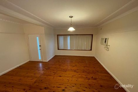 Property photo of 151 The Avenue Figtree NSW 2525