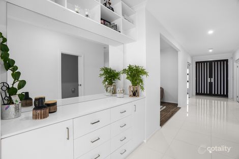 Property photo of 7 Carnation Drive Rockbank VIC 3335