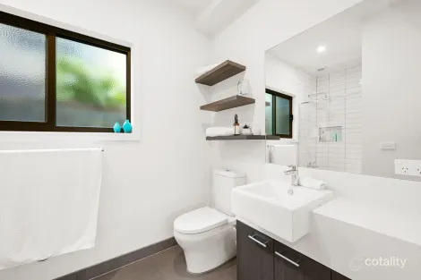 Property photo of 2/204 Nepean Highway Seaford VIC 3198