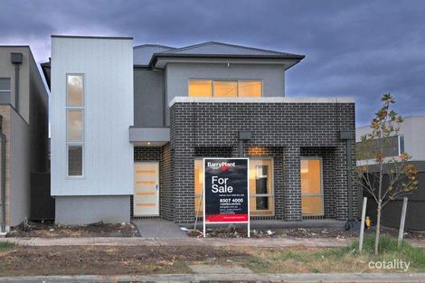 Property photo of 168 The Esplanade Caroline Springs VIC 3023