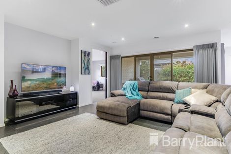 Property photo of 6 Summerbreeze Way Armstrong Creek VIC 3217