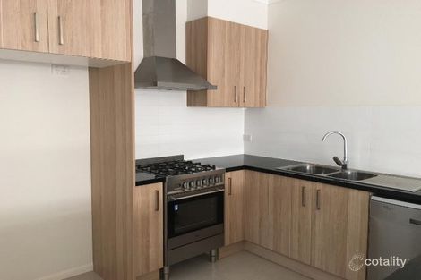 Property photo of 30 Fred Pham Crescent Doolandella QLD 4077