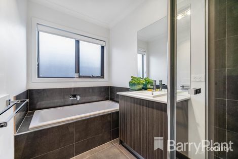 Property photo of 6 Summerbreeze Way Armstrong Creek VIC 3217