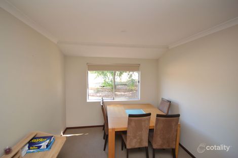 Property photo of 16 Honeysuckle Ramble Halls Head WA 6210