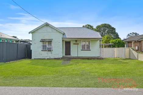 42 Maclean St, Cessnock, NSW 2325
