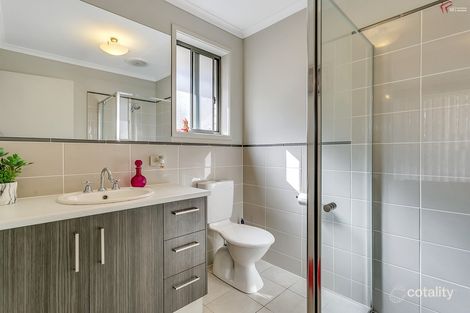 16 Yangara Rd, O'Sullivan Beach, SA 5166