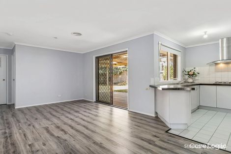 Property photo of 10 Maltravers Crescent Cranbourne North VIC 3977