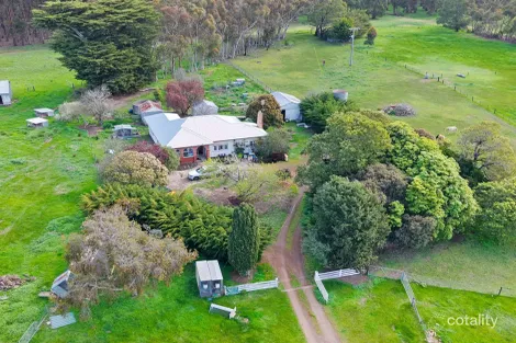 Property photo of 4541 Hamilton-Port Fairy Road Macarthur VIC 3286