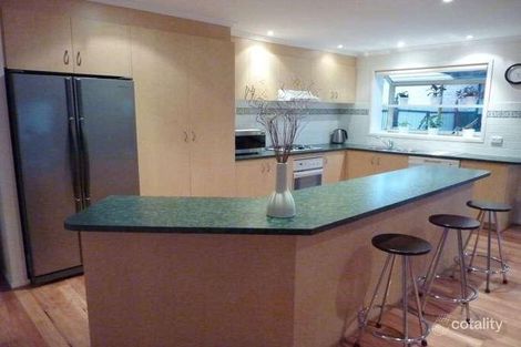 Property photo of 35 Perkins Grove Burnside VIC 3023