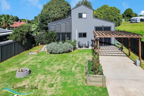 6 Vista St, Russell Island, QLD 4184
