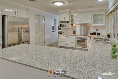 Property photo of 48 Manmarra Crescent Eight Mile Plains QLD 4113