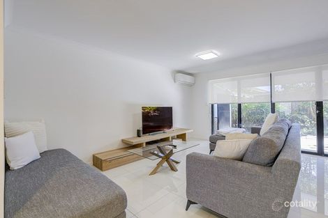 Property photo of 36/105-109 Barbaralla Drive Springwood QLD 4127