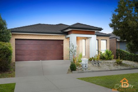 6 Cogley St, Manor Lakes, VIC 3024