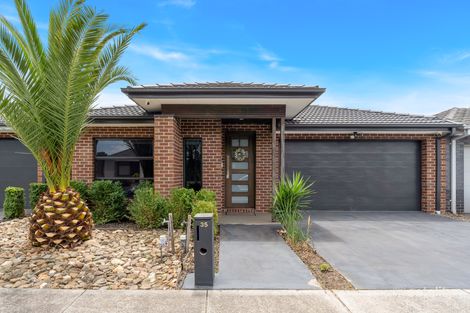 35 Lemon Myrtle Way, Craigieburn, VIC 3064
