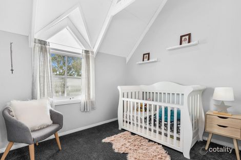 Property photo of 14 Robert Street Somerville VIC 3912