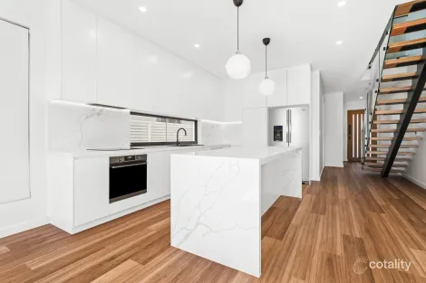 Property photo of 3 Robinson Street Eastlakes NSW 2018