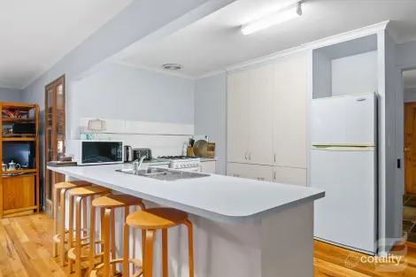 Property photo of 21 Cedar Street Langwarrin VIC 3910